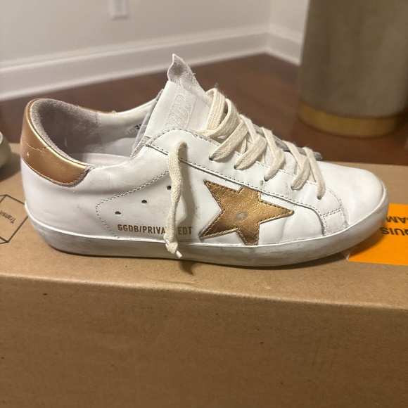 Golden Goose - Picture 1 of 3